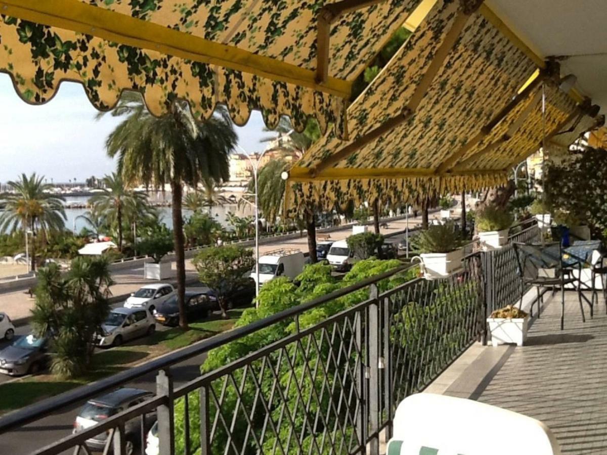 Menton Smartworking And Relax On The Beach, Seaview エクステリア 写真